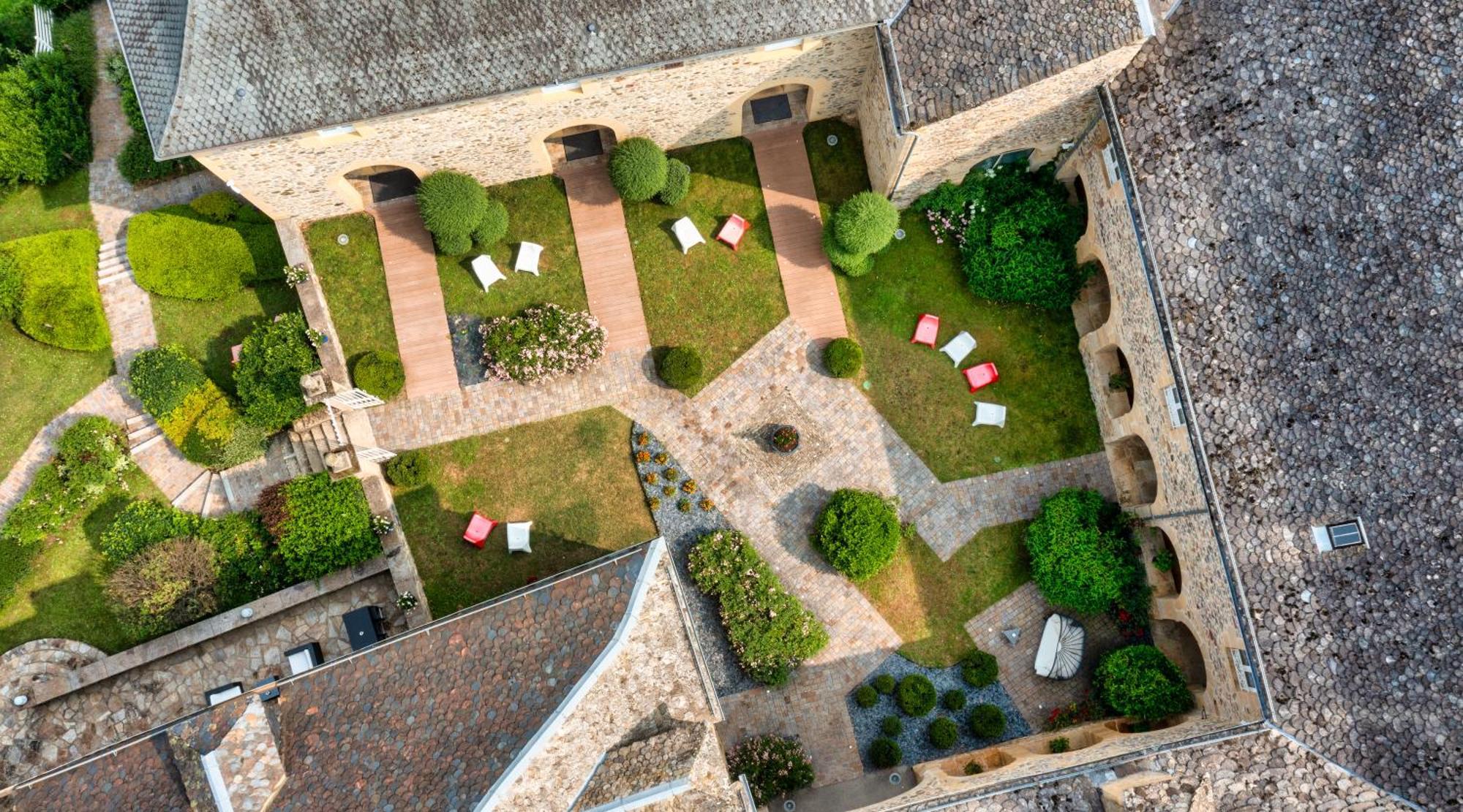 Château de la Falque, The Originals Relais  Saint-Geniez-dʼOlt Exterior foto